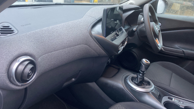 Nissan Juke 1.0 DiG-T Acenta Premium 5dr Petrol Hatchback